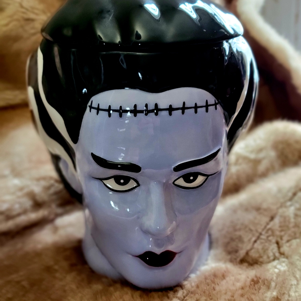 Pacific Giftwear Bride Of Frankinstine Cookie Jar Brand New